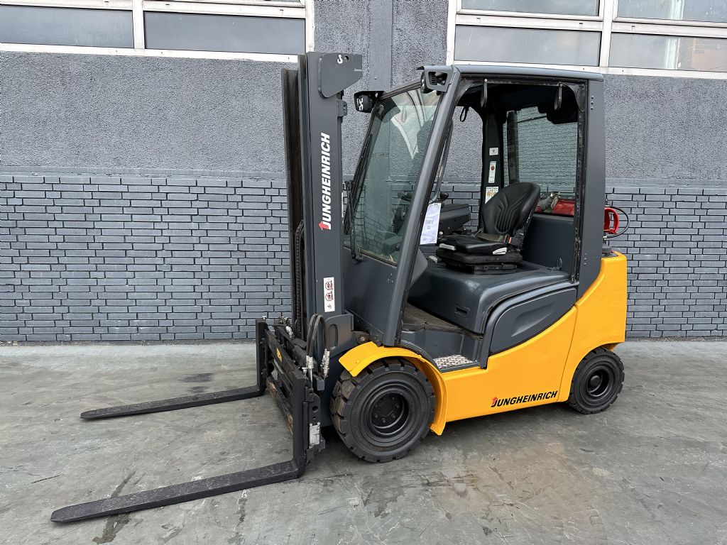 Jungheinrich TFG 320s Baujahr 2013 /Stunden 4338 / HH 4,8M Treibgasstapler www.gst-logistic.com