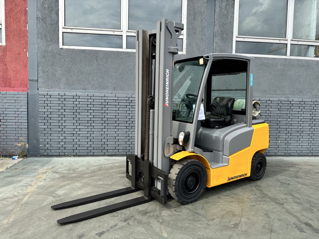 Jungheinrich TFG 425 Baujahr 2016 / Stunden 3974 / HH 5500 Treibgasstapler www.gst-logistic.com