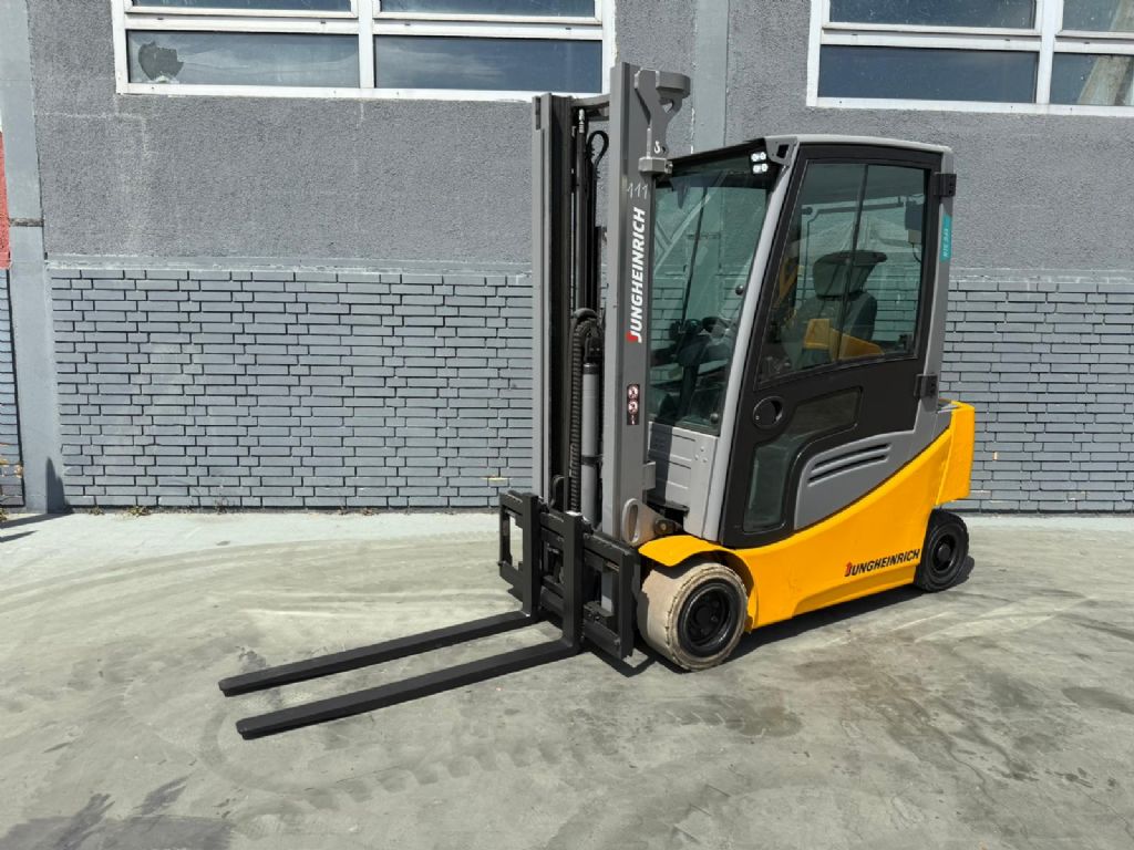 Jungheinrich EFG 318 Baujahr 2017 Stunden 11201 HH 3300  Elektro 4 Rad-Stapler www.gst-logistic.com