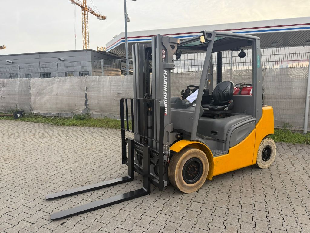 Jungheinrich TFG 425s Baujahr 2018/ Stunden 5120/ HH 4400 Treibgasstapler www.gst-logistic.com