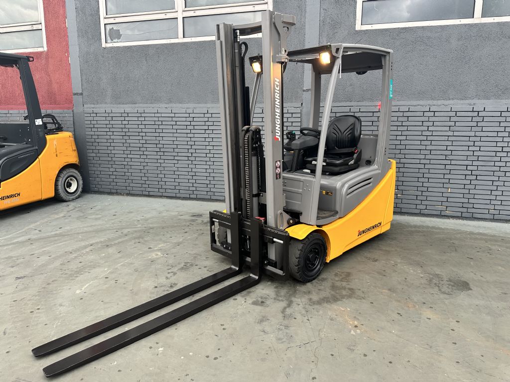 Jungheinrich EFG 216 Baujahr 2018 / Stunden 4183 HH 3300 Elektro 3 Rad-Stapler www.gst-logistic.com
