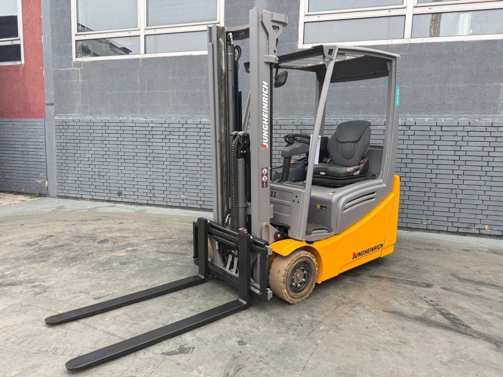 Jungheinrich EFG 216 Baujahr 2019 / Stunden 6284 HH 3300 Elektro 3 Rad-Stapler www.gst-logistic.com