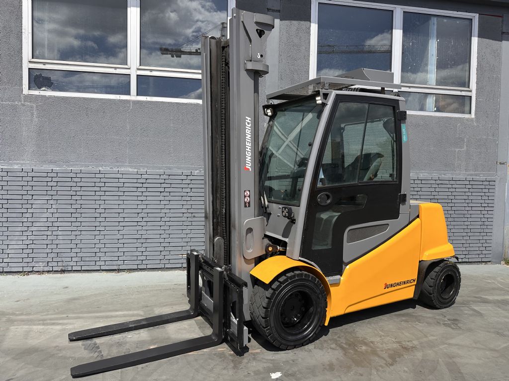 Jungheinrich EFG S 50 Baujahr 2019/Kabine /Heizung /3-4Ventil Elektro 4 Rad-Stapler www.gst-logistic.com