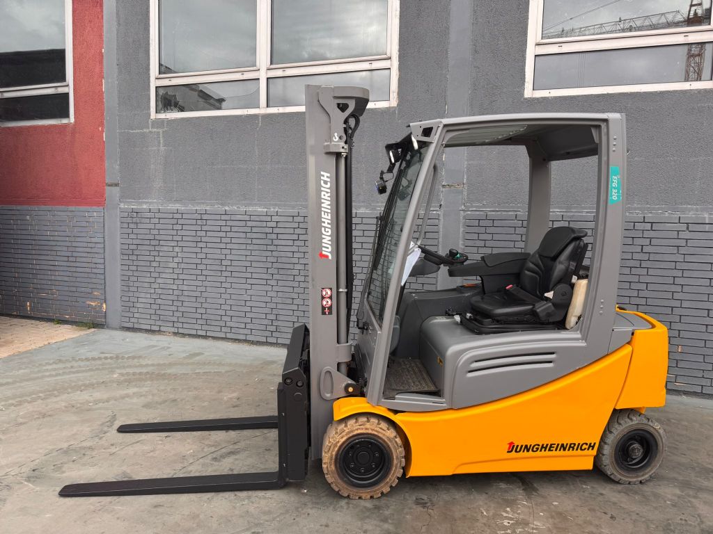 Jungheinrich EFG 320 Baujahr 2019 / Stunden 13937 HH 3300 Elektro 4 Rad-Stapler www.gst-logistic.com