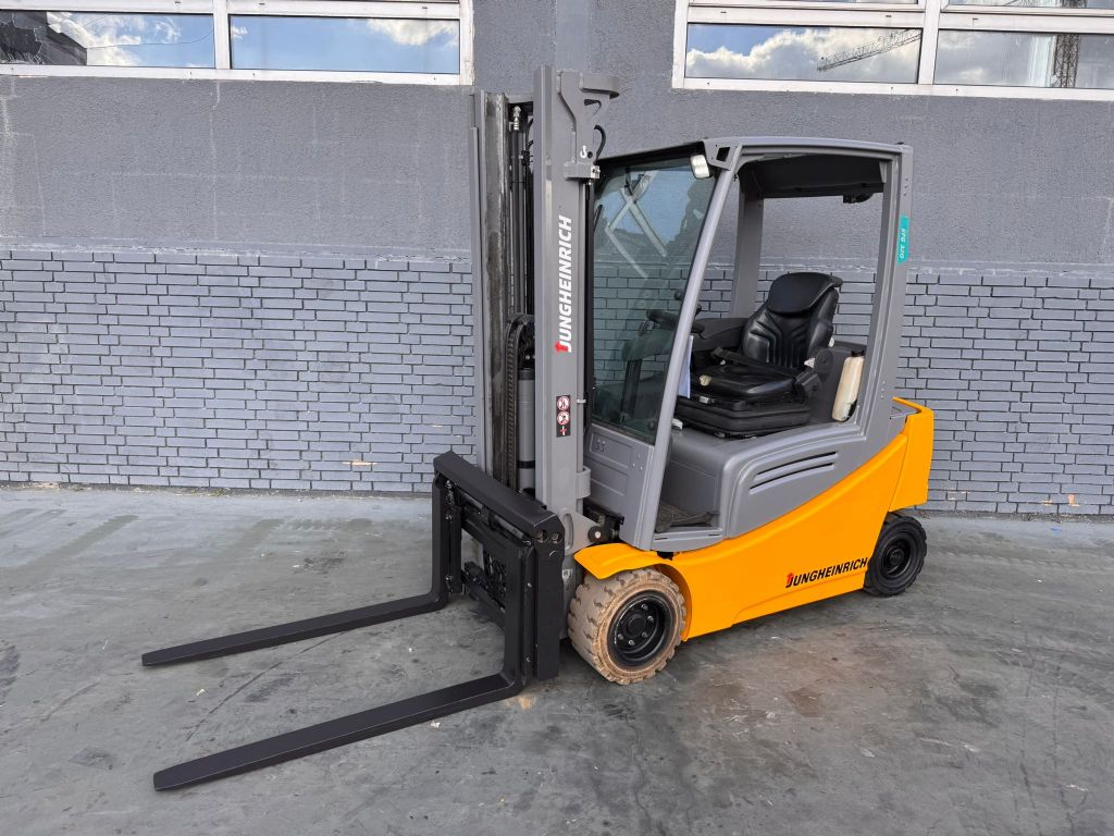 Jungheinrich EFG 320 Baujahr 2019 / Stunden 14061 HH 3300 Elektro 4 Rad-Stapler www.gst-logistic.com
