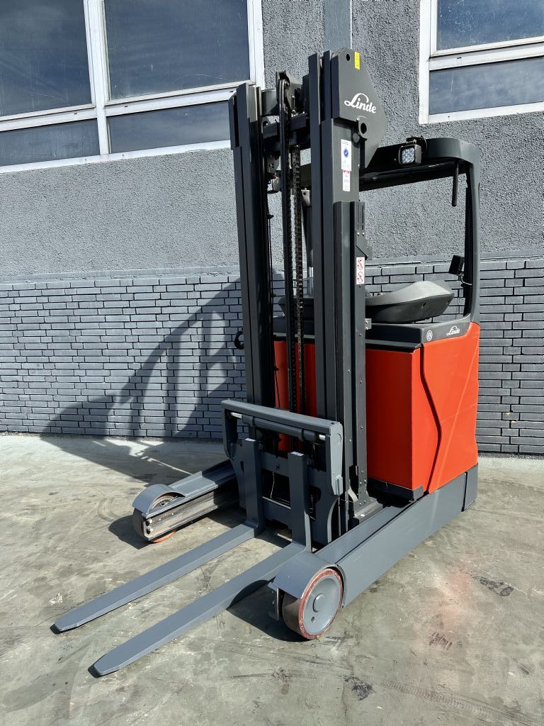 Linde R 16 Baujahr 2017 Stunden 2799 HH 5720 Top Zustand Reach Truck www.gst-logistic.com