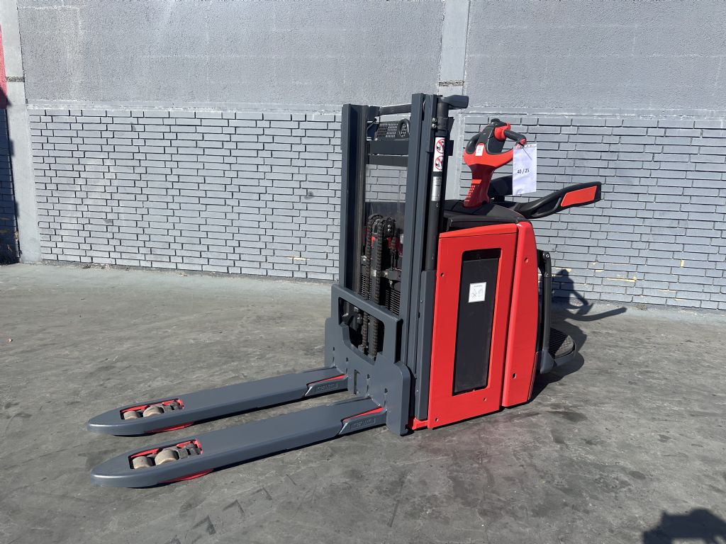 Linde D 14 AP Baujahr 2023 Stunden 915 HH 2100 Akku 2023 Hochhubwagen www.gst-logistic.com