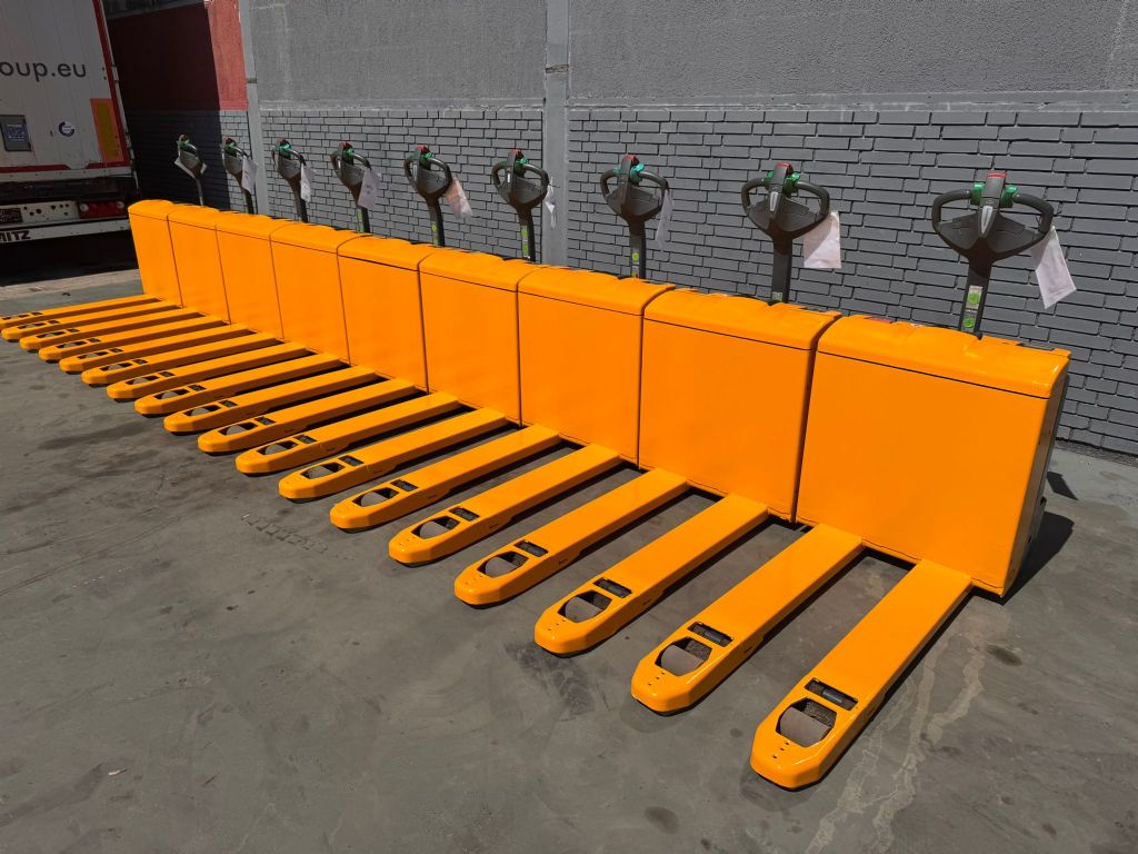 Jungheinrich EJE 116 /Super Angebot /Stckpreis 1250 / 300 x Vorhanden  Niederhubwagen www.gst-logistic.com