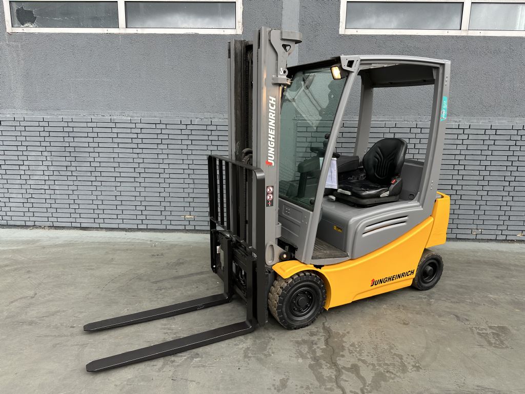 Jungheinrich EFG 316k Baujahr 2018 Stunden 17179 HH 4,7M Triplex Elektro 4 Rad-Stapler www.gst-logistic.com