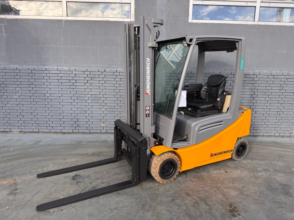 Jungheinrich EFG 320 Baujahr 2019 / Stunden 13637 HH 3300 Elektro 4 Rad-Stapler www.gst-logistic.com