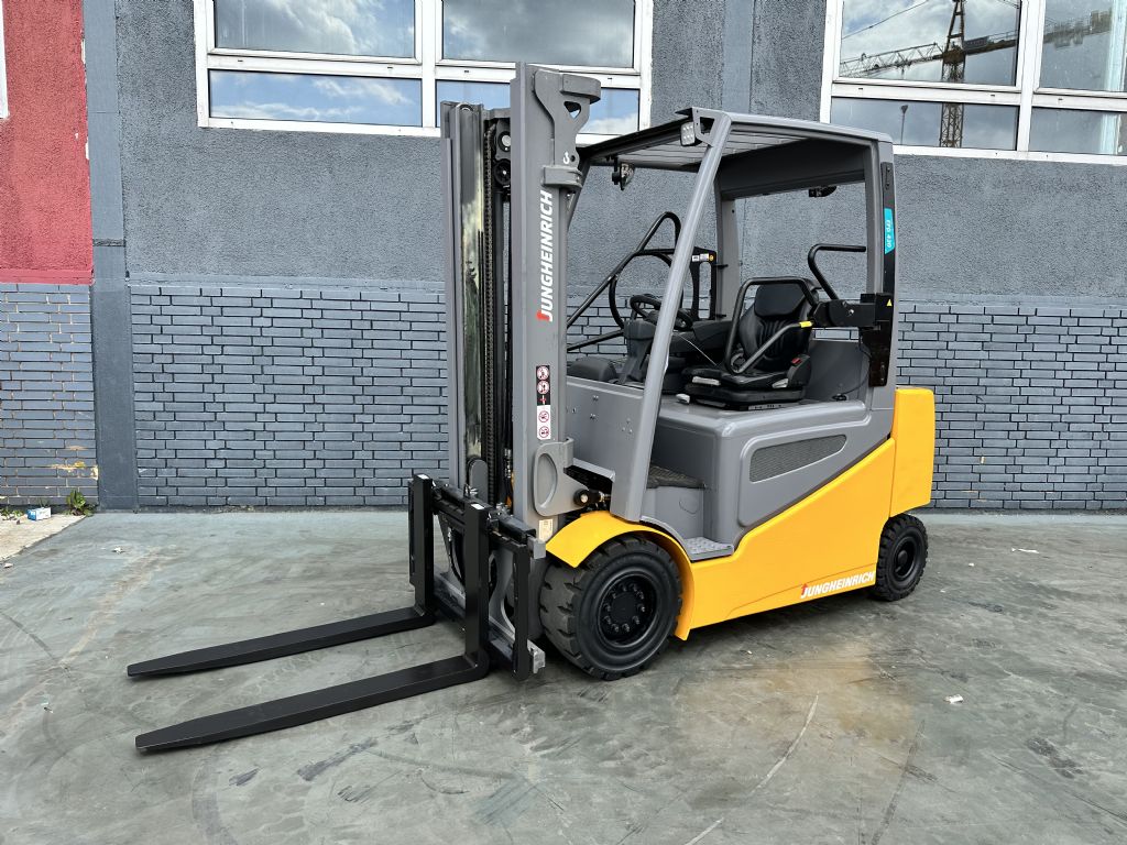 Jungheinrich EFG 430 Baujahr 2019/ Stunden 3779 Akku 2019 Elektro 4 Rad-Stapler www.gst-logistic.com