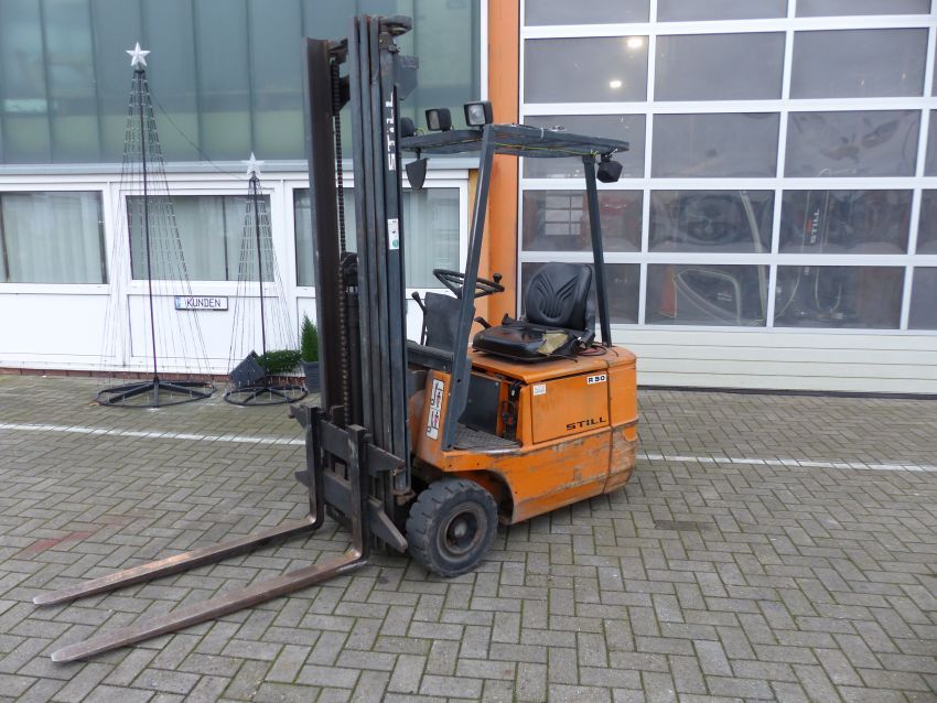Still R50 Elektro 3 Rad-Stapler www.gsw-vechta.de