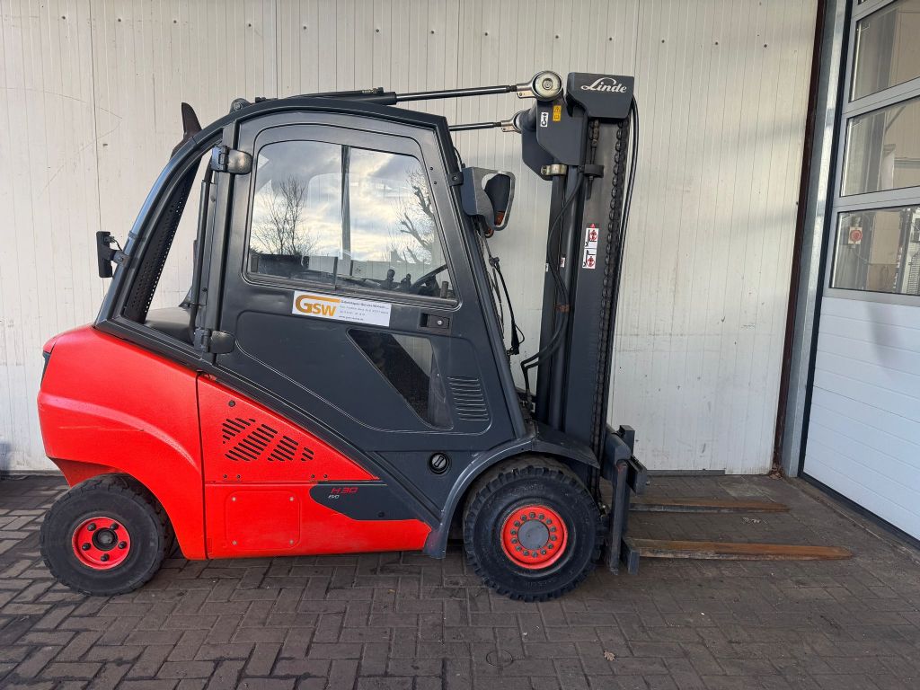Linde H30D-02 Dieselstapler www.gsw-vechta.de