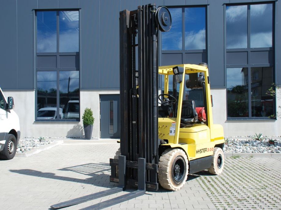 Hyster H3.00 XM Treibgasstapler www.hanselmann.de
