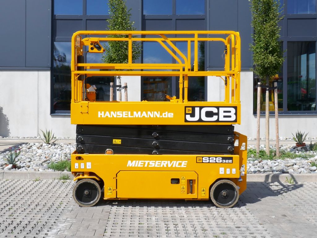 JCB S2632E Scherenarbeitsbühne www.hanselmann.de
