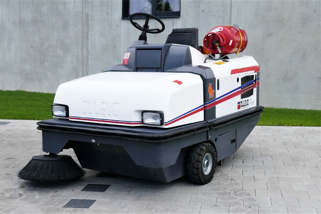 Dulevo 90BK Kehrsaugmaschine www.hanselmann.de