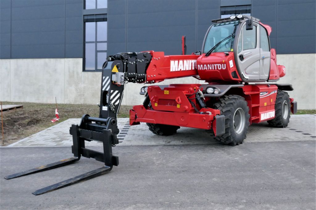 Manitou-MRT2550+ Privilege ST4 S2-Teleskopstapler drehbar www.manitou-teleskopstapler.de