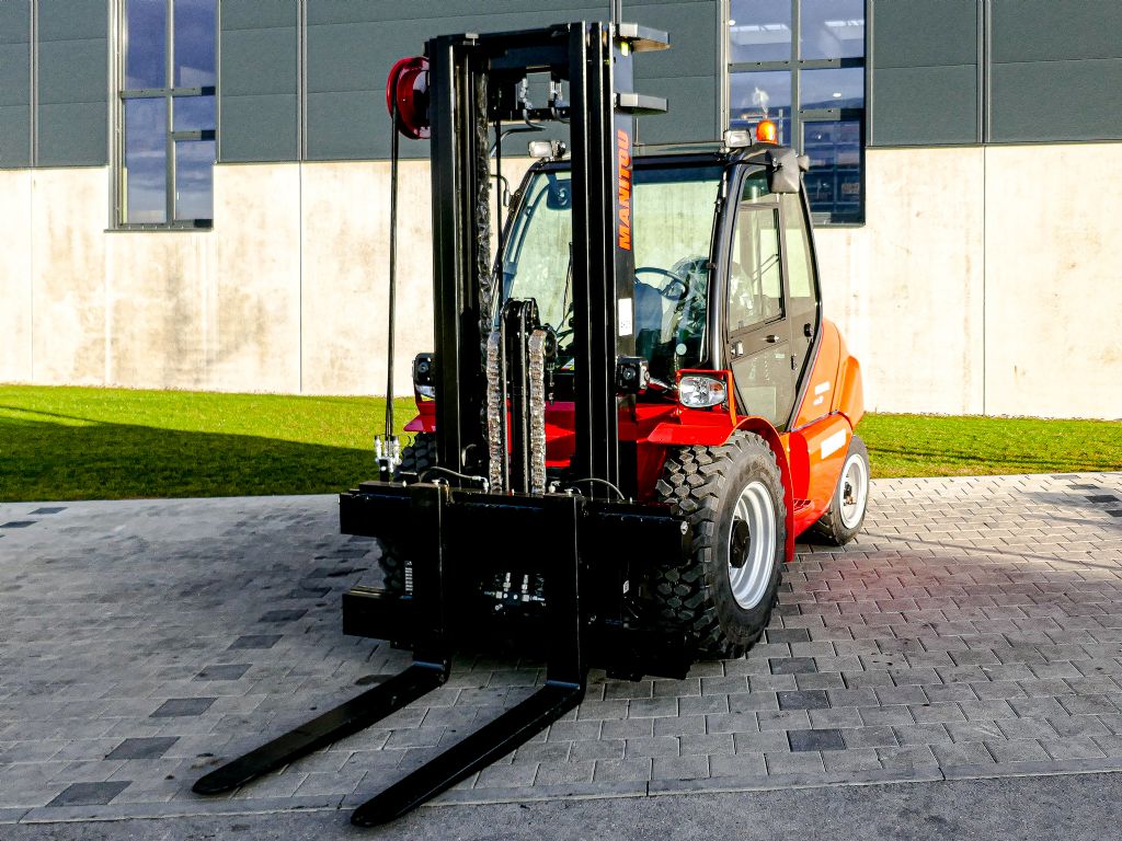 Manitou MSI 50 D D ST5 S1 Gelndestapler www.hanselmann.de