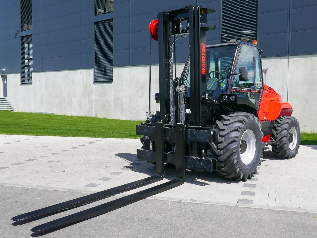 Manitou M50-4D ST5 S1 EU Gelndestapler www.hanselmann.de