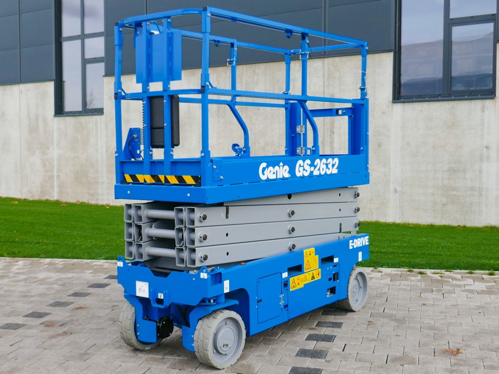 Genie GS2632 Scherenarbeitsbhne www.hanselmann.de