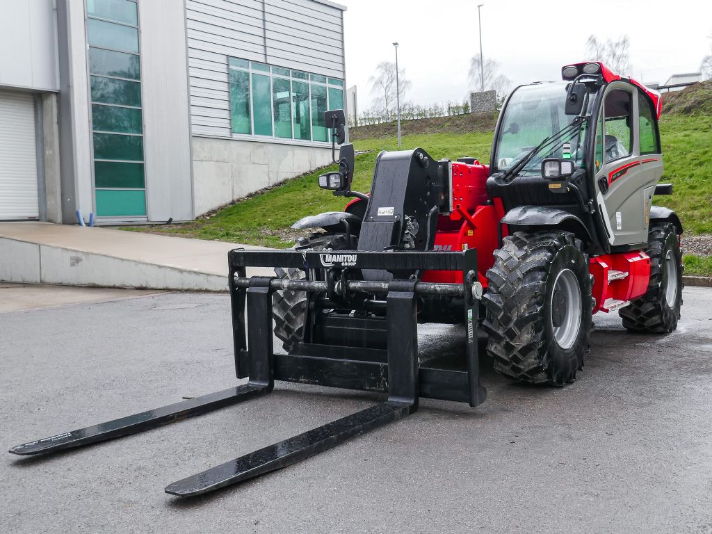 Manitou MHT 790 145Y ST5 S1 Teleskopstapler starr www.hanselmann.de