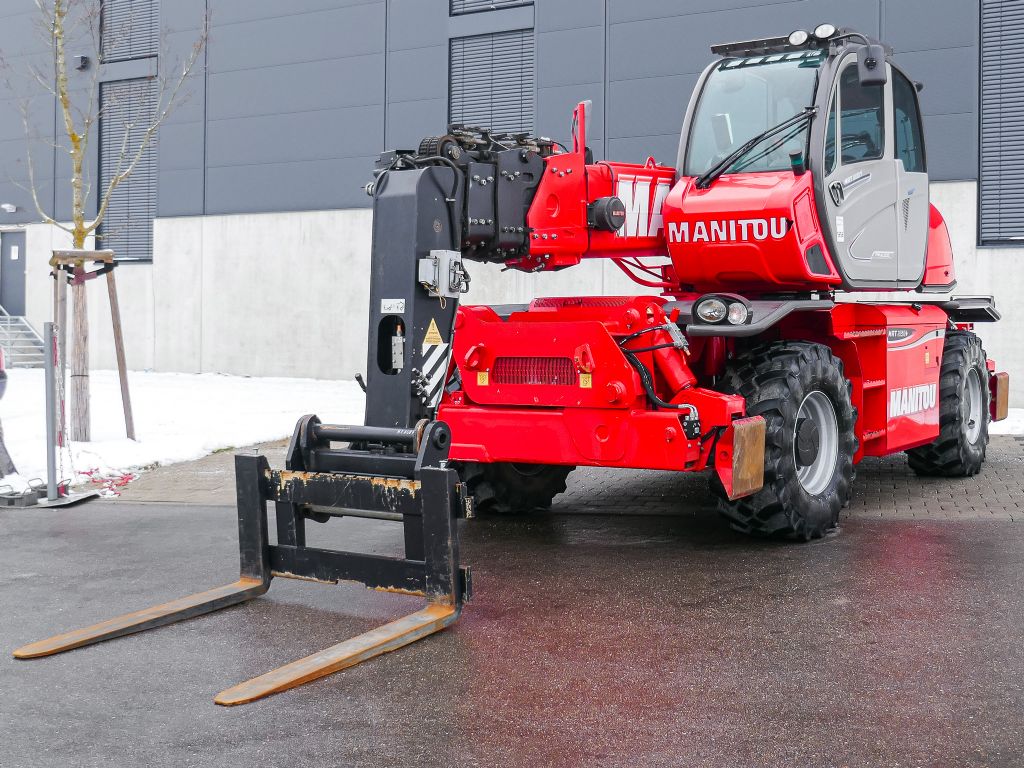 Manitou MRT 2150+ Privilege ST4  Teleskopstapler drehbar www.hanselmann.de