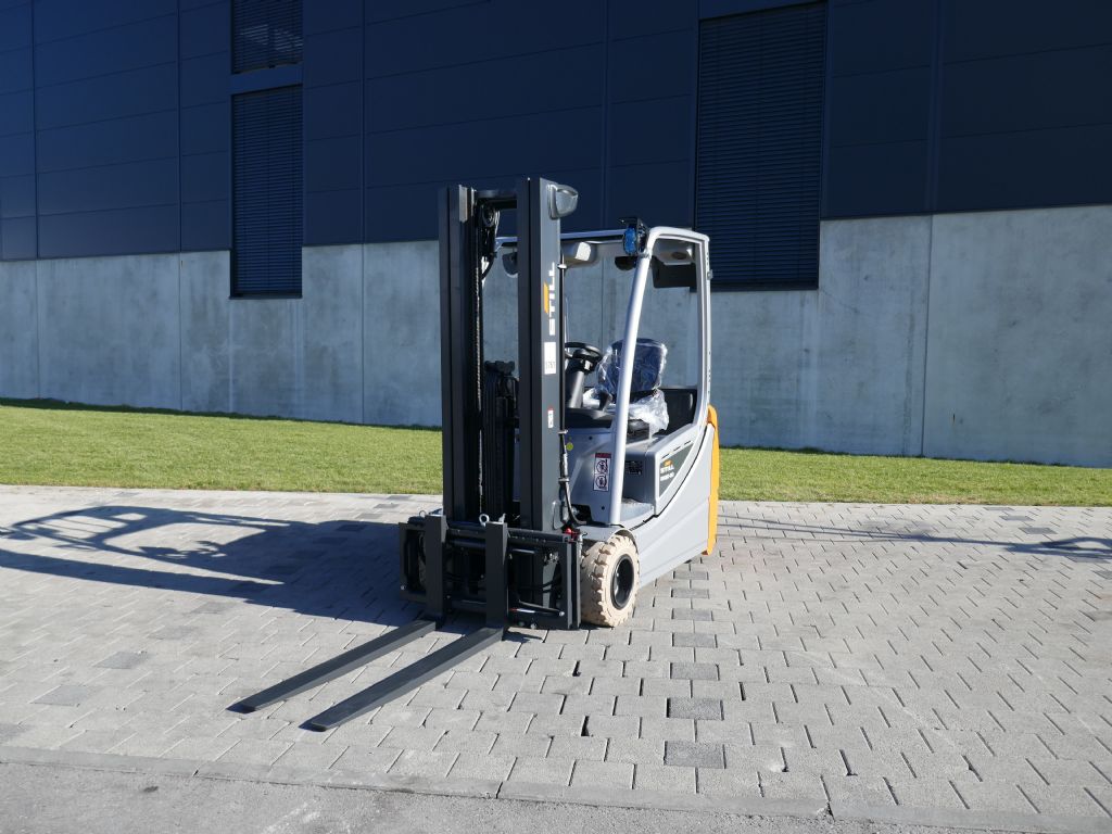 Still RX20-20L  Elektro 3 Rad-Stapler www.hanselmann.de