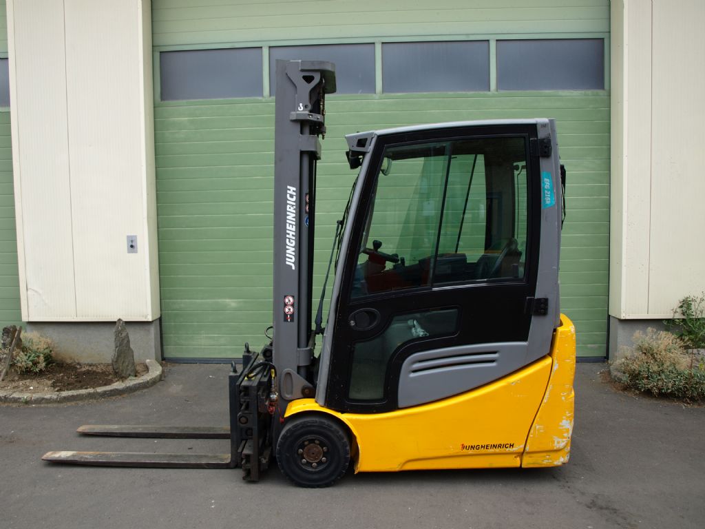 Jungheinrich EFG 216K Elektro 3 Rad-Stapler www.gabelstaplerservice.at Jungheinrich EFG 216K Elektro 3 Rad-Stapler www.gabelstaplerservice.at