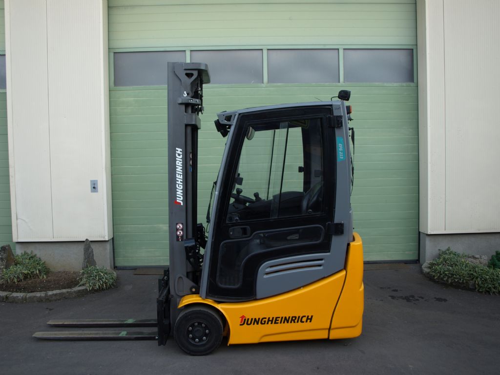 Jungheinrich EFG 213 Elektro 3 Rad-Stapler www.gabelstaplerservice.at