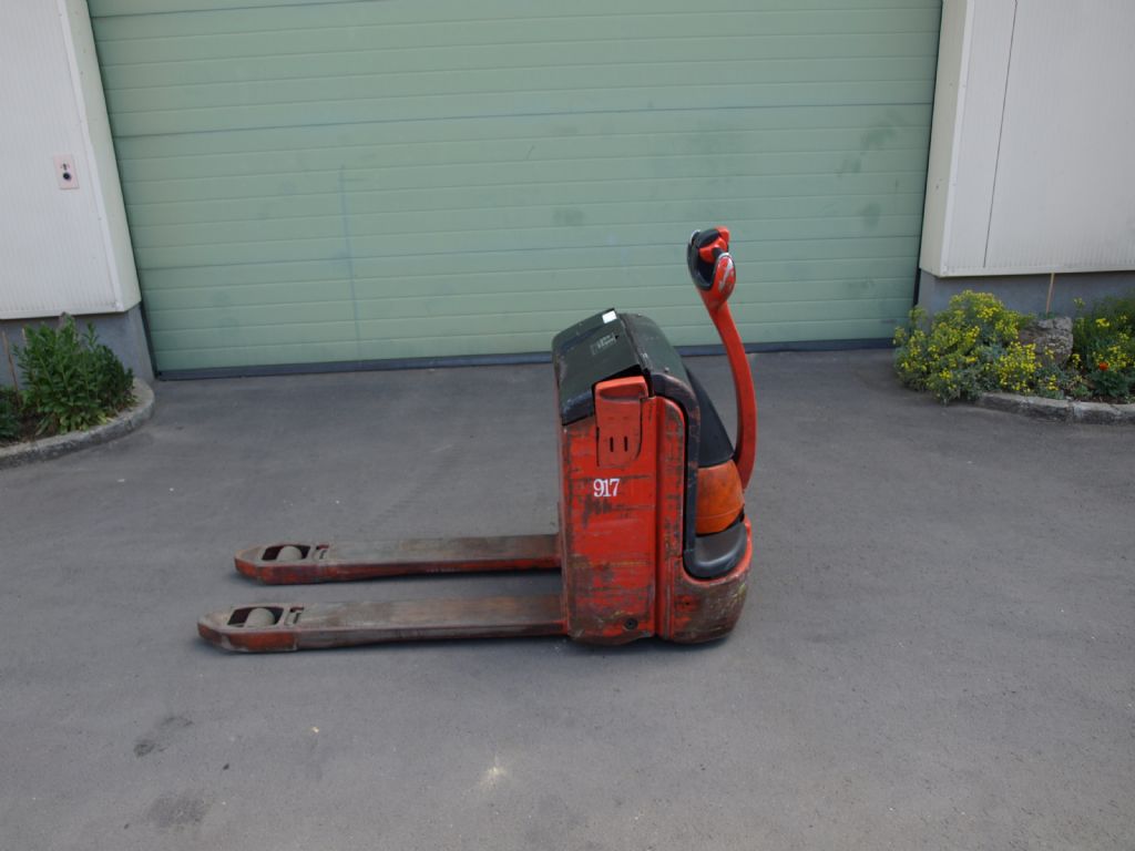 Linde T16 Deichselstapler www.gabelstaplerservice.at Linde T16 Deichselstapler www.gabelstaplerservice.at