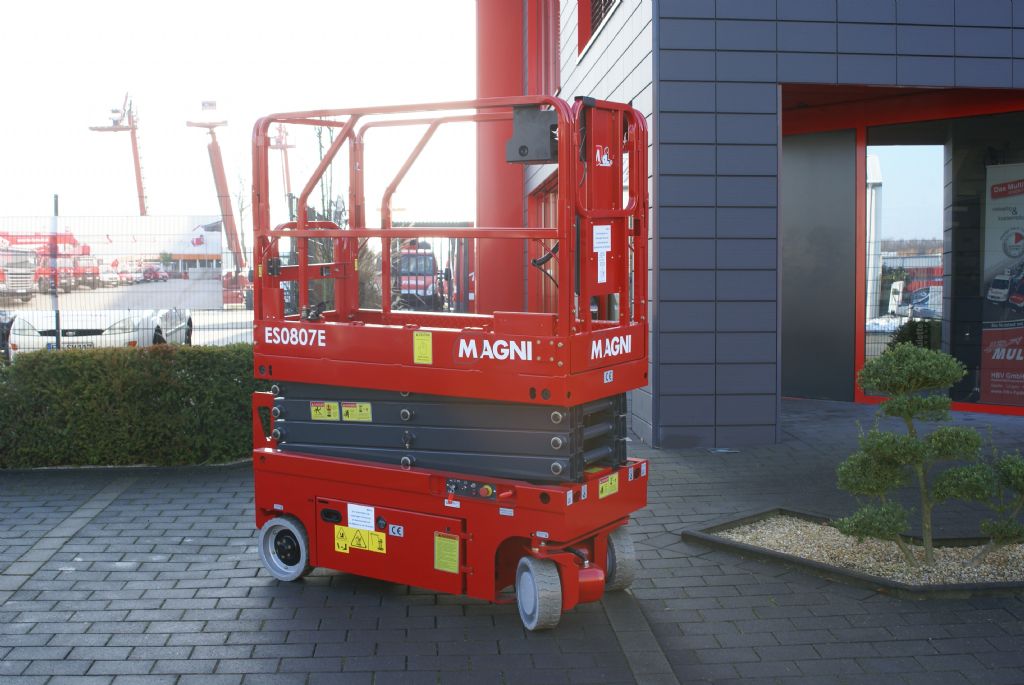Magni ES0807E Scherenarbeitsbhne www.hbv-hydraulik.de