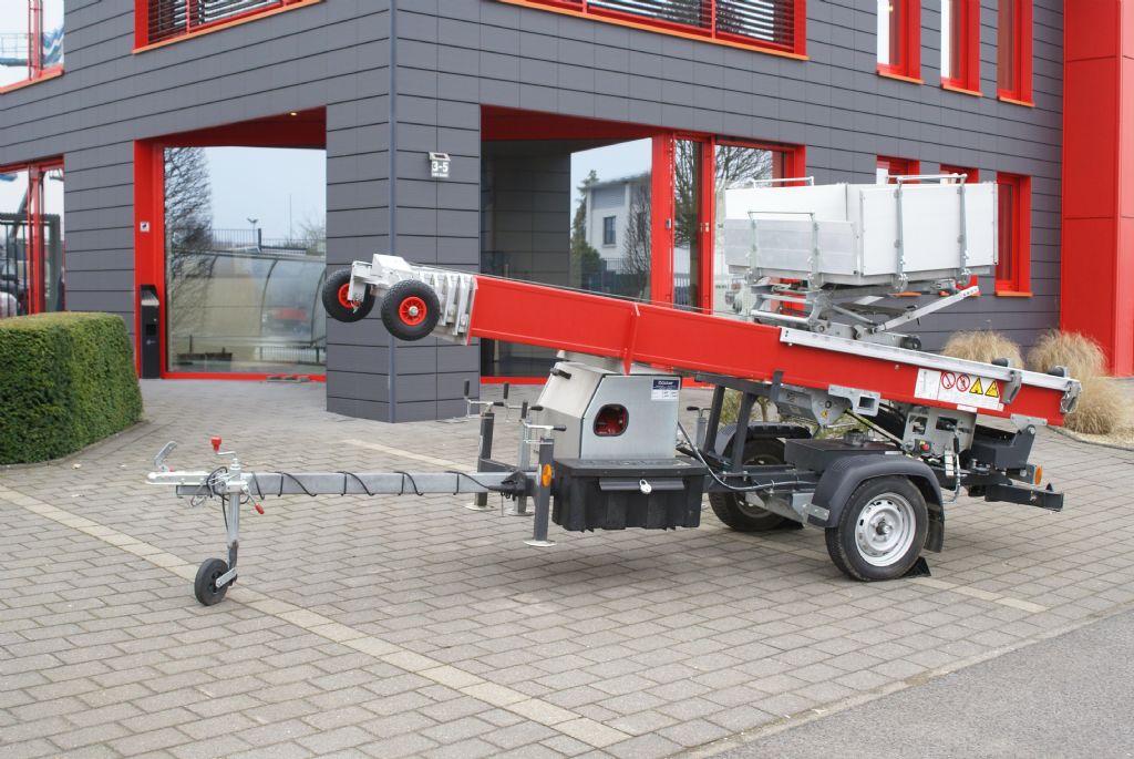 *Sonstige M�bellift / Schr�gaufzug / Bauaufzug Anh�nger Arbeitsb�hne www.hbv-hydraulik.de