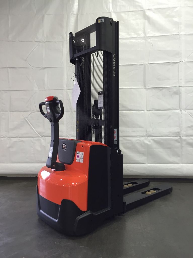 BT SWE140L - neu!  Hochhubwagen www.gabelstapler-heckert.de