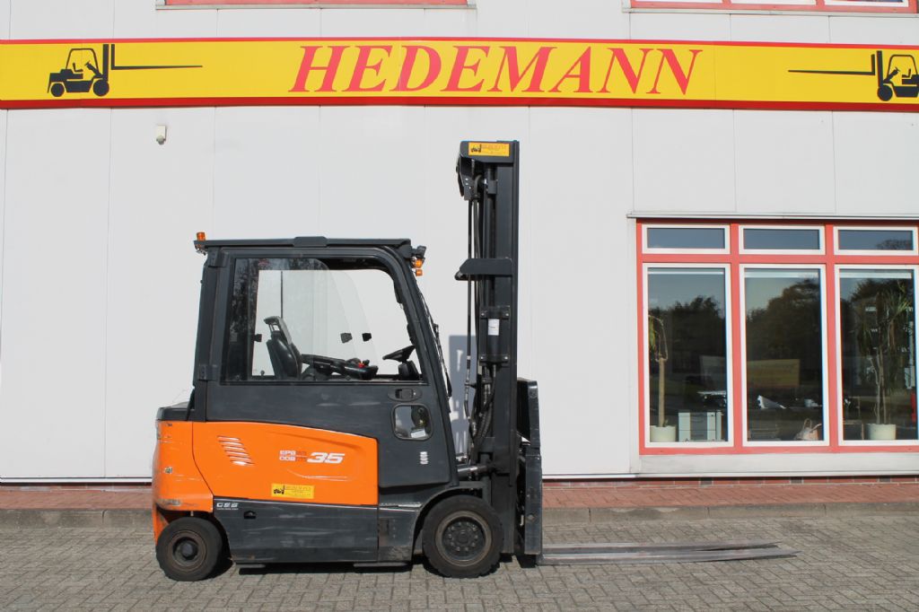 Doosan B35X-7 Elektro 4 Rad-Stapler www.hedemann-stapler.de