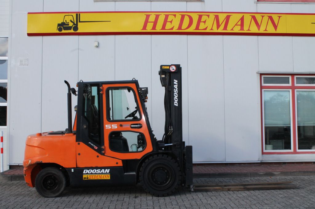 Doosan D55SC-5 Dieselstapler www.hedemann-stapler.de