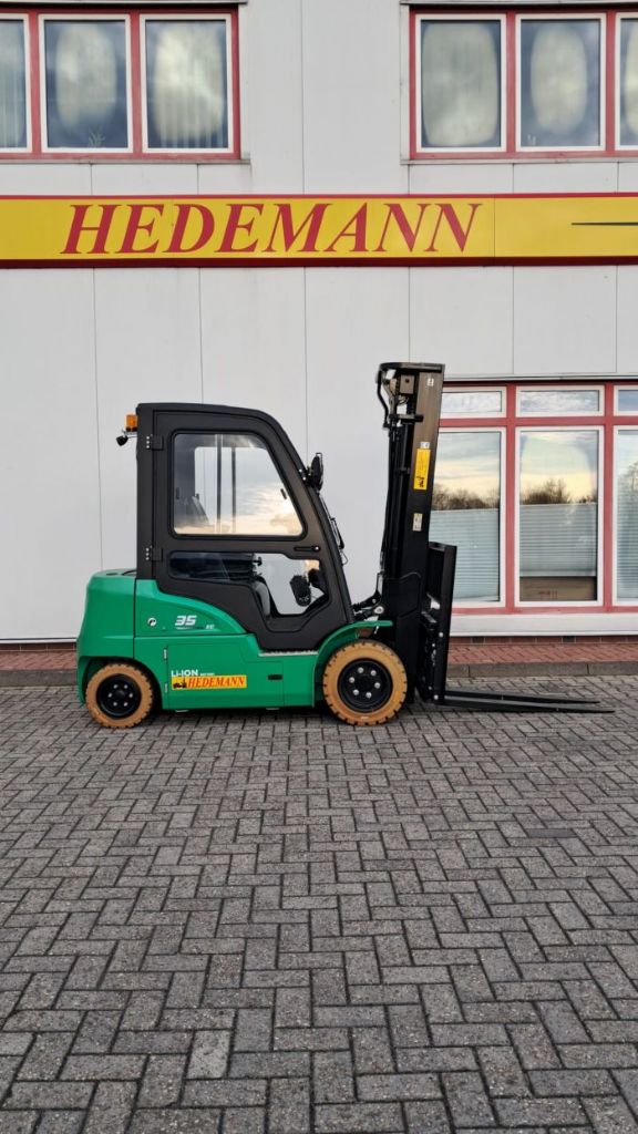 Hangcha CPD35-XCY2-SI Elektro 4 Rad-Stapler www.hedemann-stapler.de