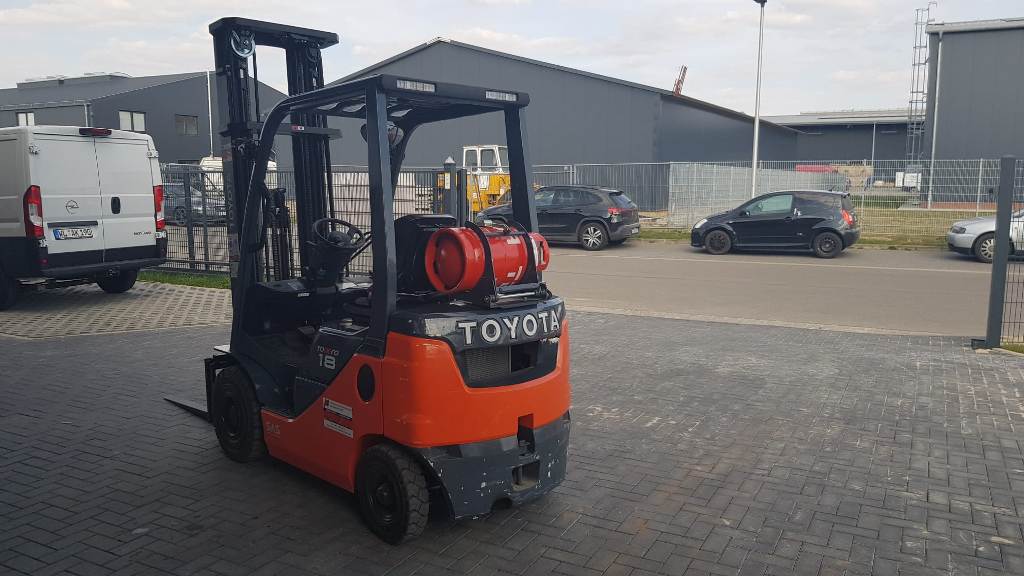 Toyota 02-8FGF18 Treibgasstapler www.heinbockel-gabelstapler.de