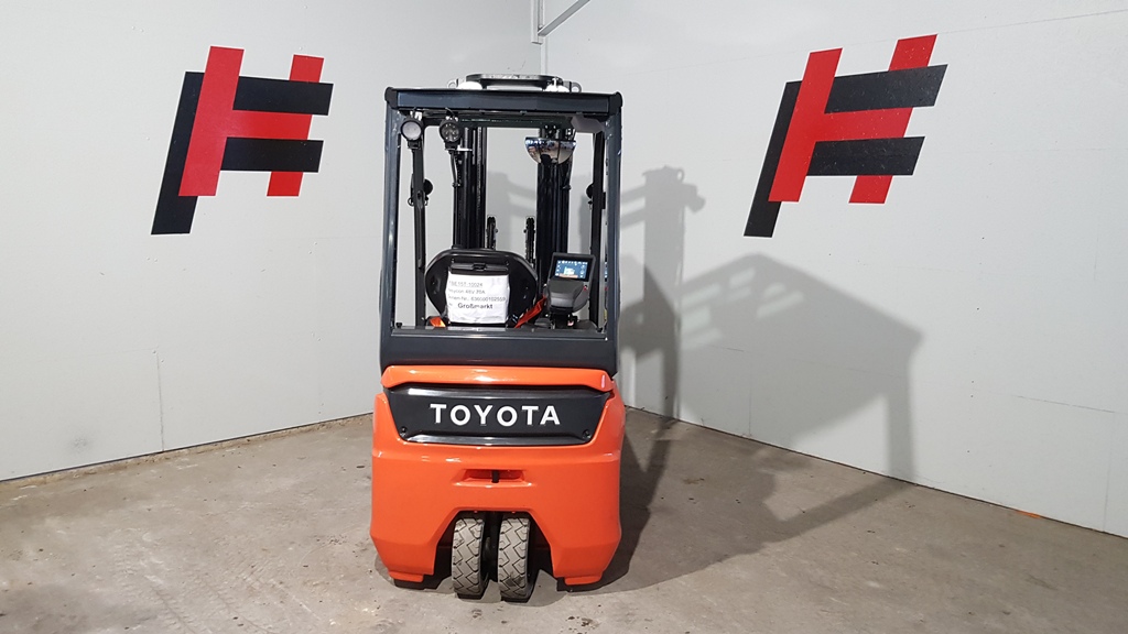 Toyota 9FBE15T Elektro 3 Rad-Stapler www.heinbockel-gabelstapler.de