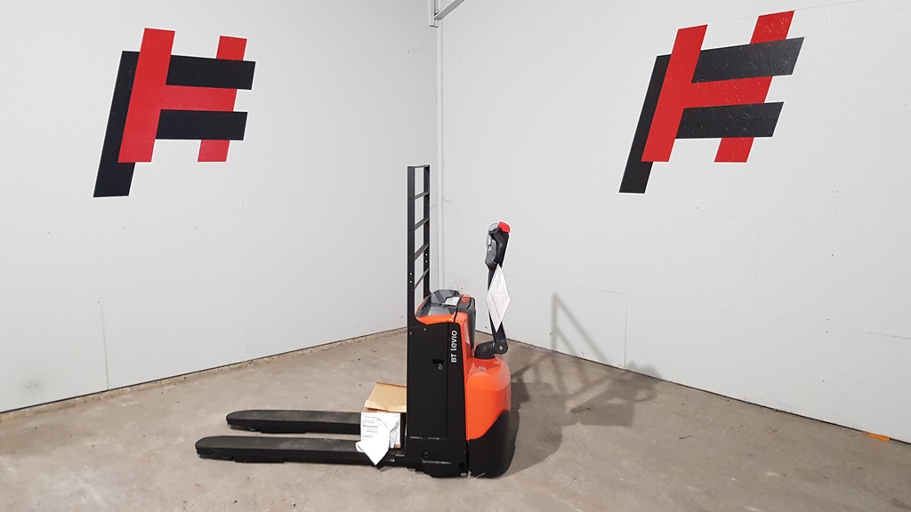 BT LWE160 Niederhubwagen www.heinbockel-gabelstapler.de