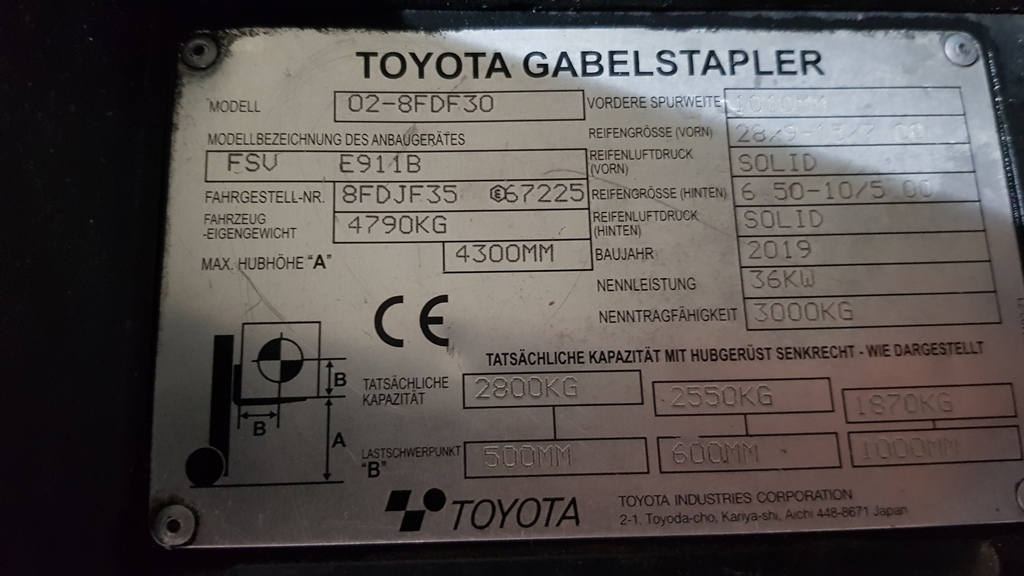 Toyota 02-8FDF30 Dieselstapler www.heinbockel-gabelstapler.de