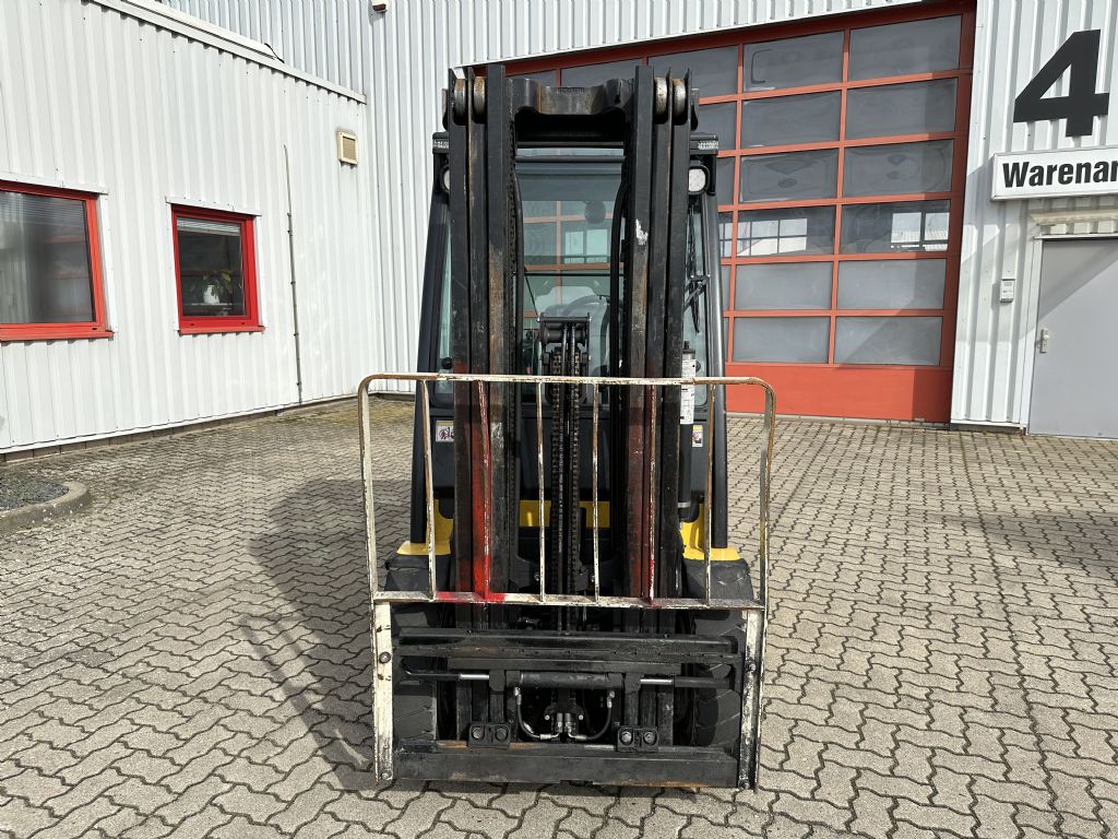 Yale-GLP25VX-Treibgasstapler-www.herbst-gabelstapler.de Yale-GLP25VX-Treibgasstapler-www.herbst-gabelstapler.de