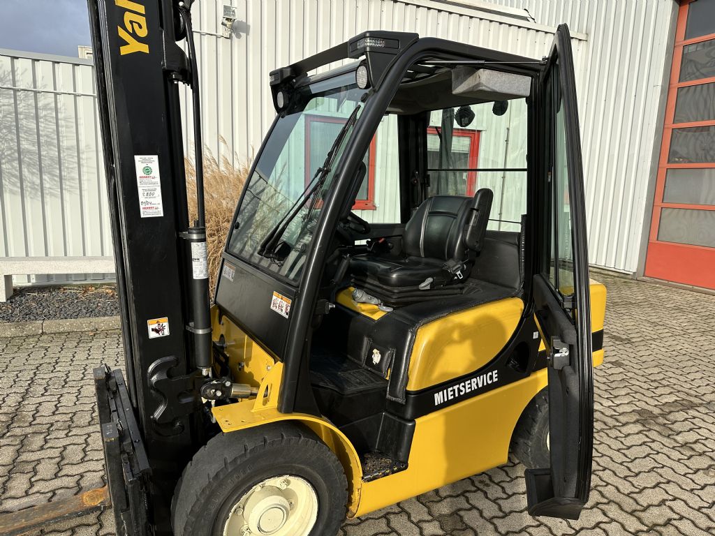 Yale-GDP35VX-Dieselstapler-www.herbst-gabelstapler.de Yale-GDP35VX-Dieselstapler-www.herbst-gabelstapler.de