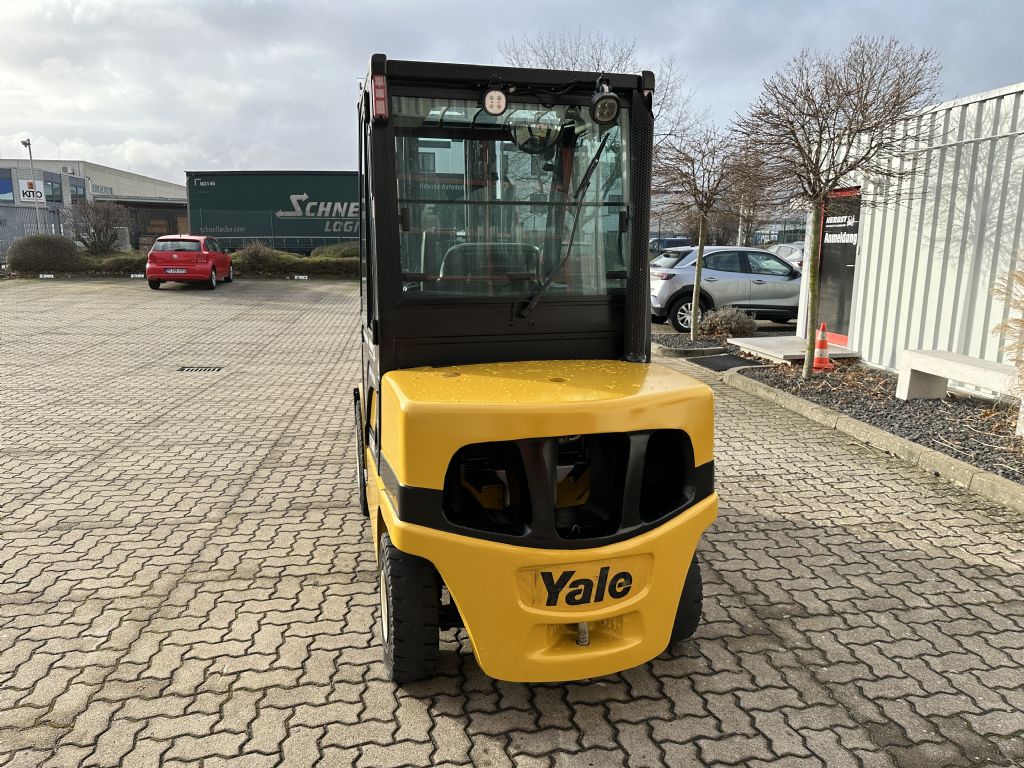 Yale-GDP35VX-Dieselstapler-www.herbst-gabelstapler.de Yale-GDP35VX-Dieselstapler-www.herbst-gabelstapler.de