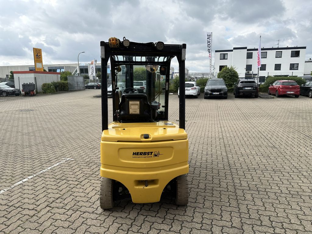 Yale-ERP35VL LWB-Elektro 4 Rad-Stapler-www.herbst-gabelstapler.de Yale-ERP35VL LWB-Elektro 4 Rad-Stapler-www.herbst-gabelstapler.de