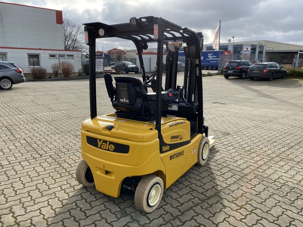 Yale-ERP20VFMWB-Elektro 4 Rad-Stapler-www.herbst-gabelstapler.de Yale-ERP20VFMWB-Elektro 4 Rad-Stapler-www.herbst-gabelstapler.de