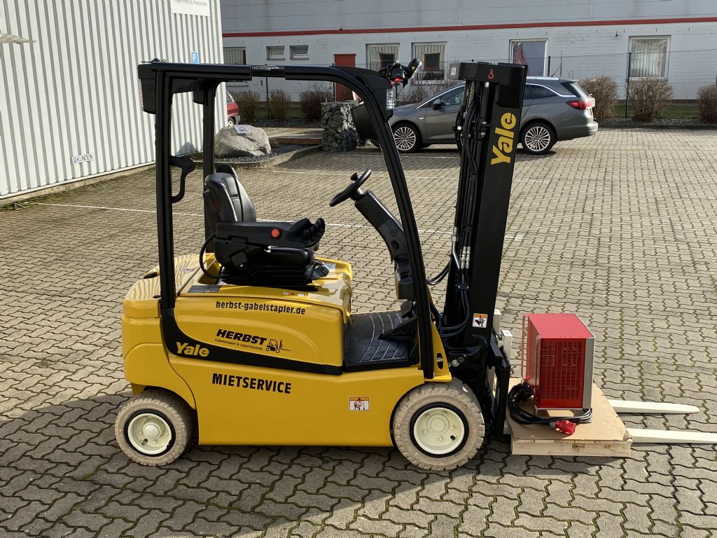 Yale-ERP20VFMWB-Elektro 4 Rad-Stapler-www.herbst-gabelstapler.de Yale-ERP20VFMWB-Elektro 4 Rad-Stapler-www.herbst-gabelstapler.de
