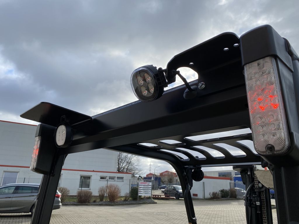 Yale-ERP20VFMWB-Elektro 4 Rad-Stapler-www.herbst-gabelstapler.de Yale-ERP20VFMWB-Elektro 4 Rad-Stapler-www.herbst-gabelstapler.de