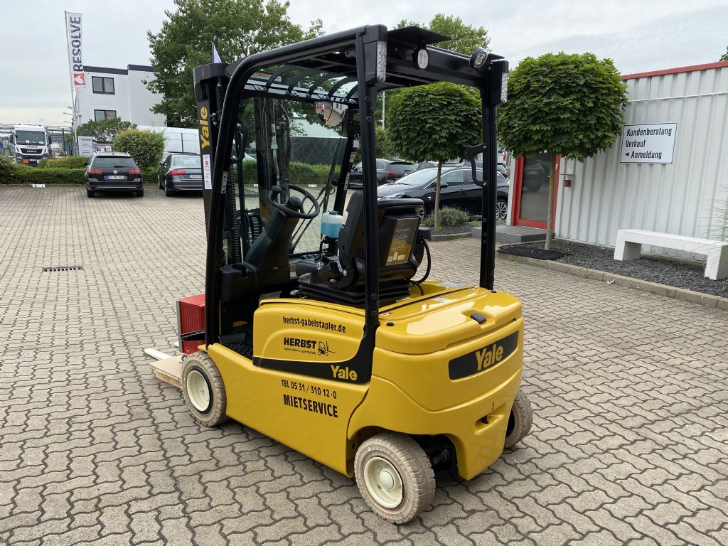 Yale-ERP18VF MWB-Elektro 4 Rad-Stapler-www.herbst-gabelstapler.de Yale-ERP18VF MWB-Elektro 4 Rad-Stapler-www.herbst-gabelstapler.de