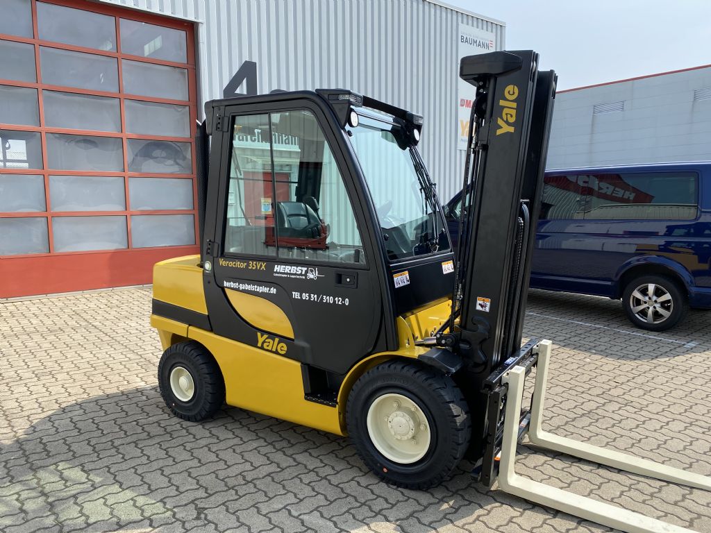 Yale-GDP35VX-Dieselstapler-www.herbst-gabelstapler.de Yale-GDP35VX-Dieselstapler-www.herbst-gabelstapler.de