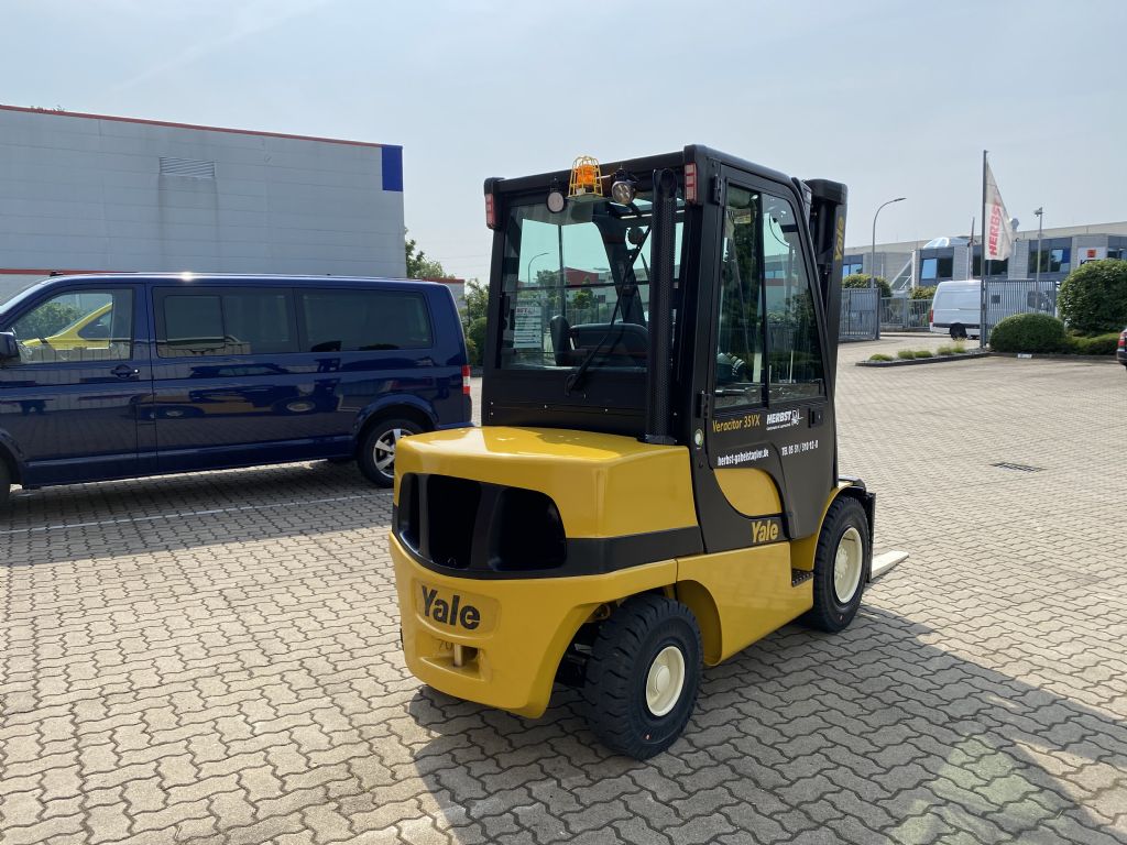 Yale-GDP35VX-Dieselstapler-www.herbst-gabelstapler.de Yale-GDP35VX-Dieselstapler-www.herbst-gabelstapler.de